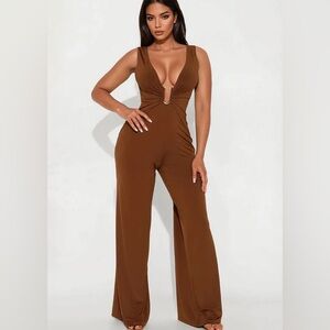 Selena Sleeveless Wide Leg Jumpsuit NEW 🏷️